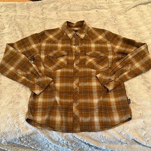 Size small lightweight western style button down flannel. Worn once. Mint